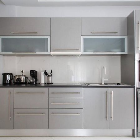 Glyfada Riviera Home Афины Экстерьер фото