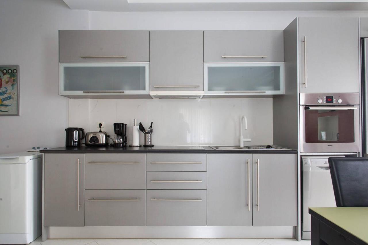 Glyfada Riviera Home Афины Экстерьер фото